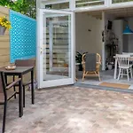 Studio South Beach With Garden And Free Parking
